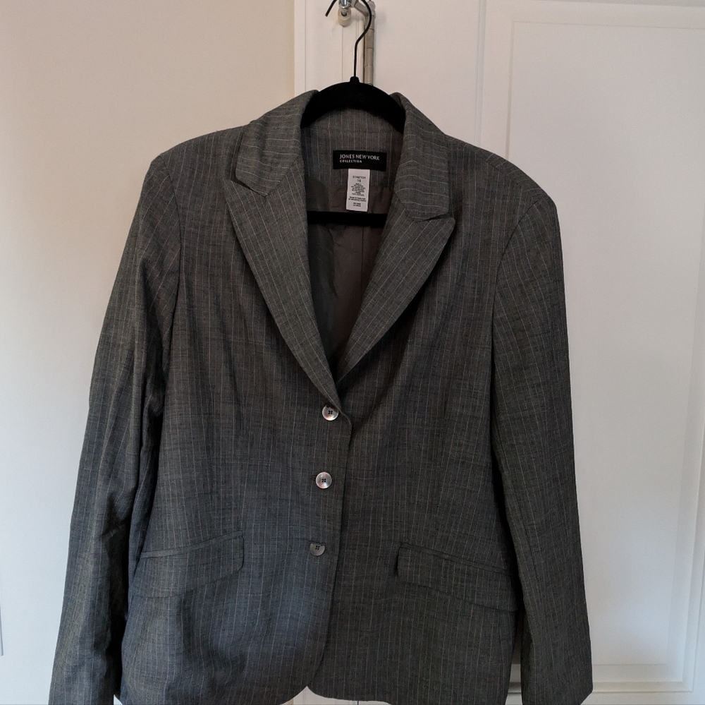 NEW NWT JONES NEW YORK Gray Pink / Purple Pinstripe WOOL Blend Blazer Jacket 16